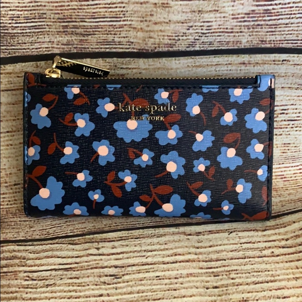 Kate Spade ♠️ floral slim bifold wallet - Picture 1 of 7